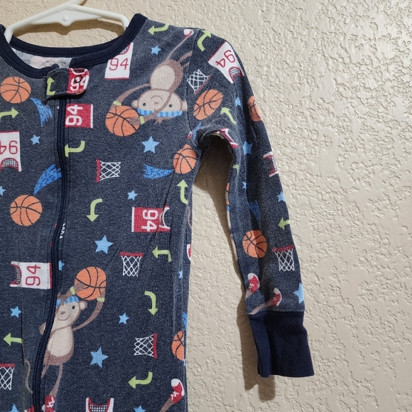 Old Navy monkey basketball zip up footie pajama Size 2T - Picture 5 of 11